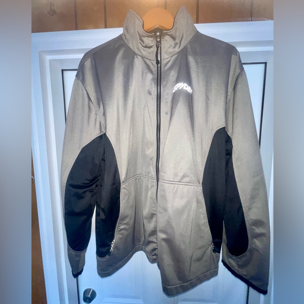 Spyder Men's Two-Tone Gray and Black Ski Jacket